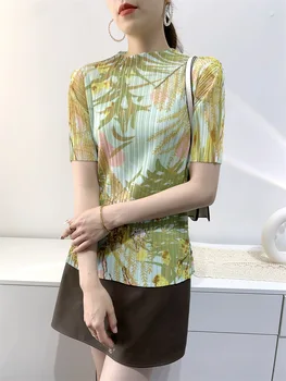 Женская футболка с высоким воротом и короткими рукавами в складку Miyake, новый модный летний плиссированный топ с высокой эластичностью и цветочным принтом
